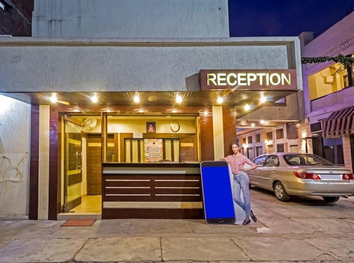 Hotel Palace Amritsar Buitenkant foto