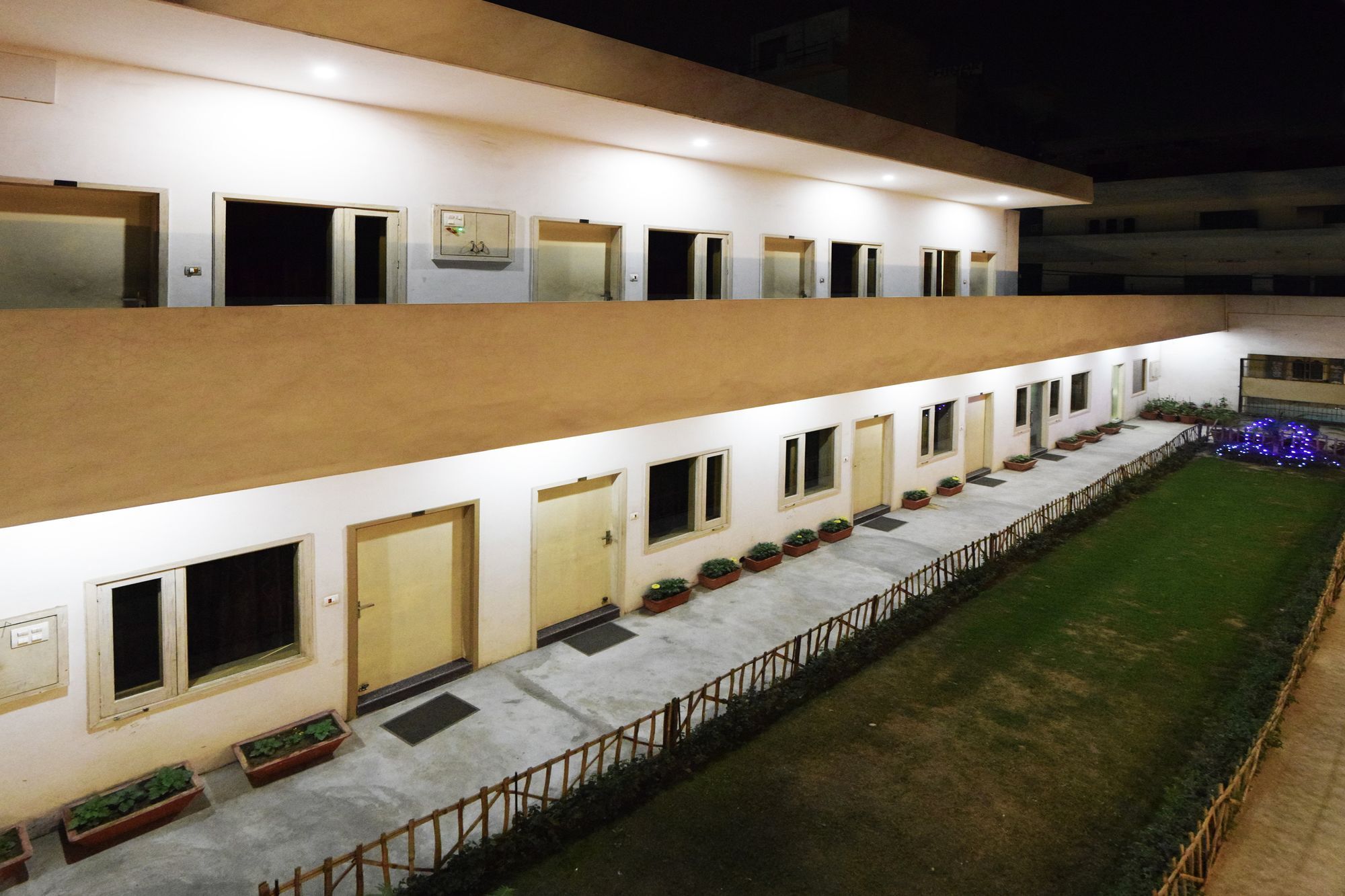 Hotel Palace Amritsar Buitenkant foto