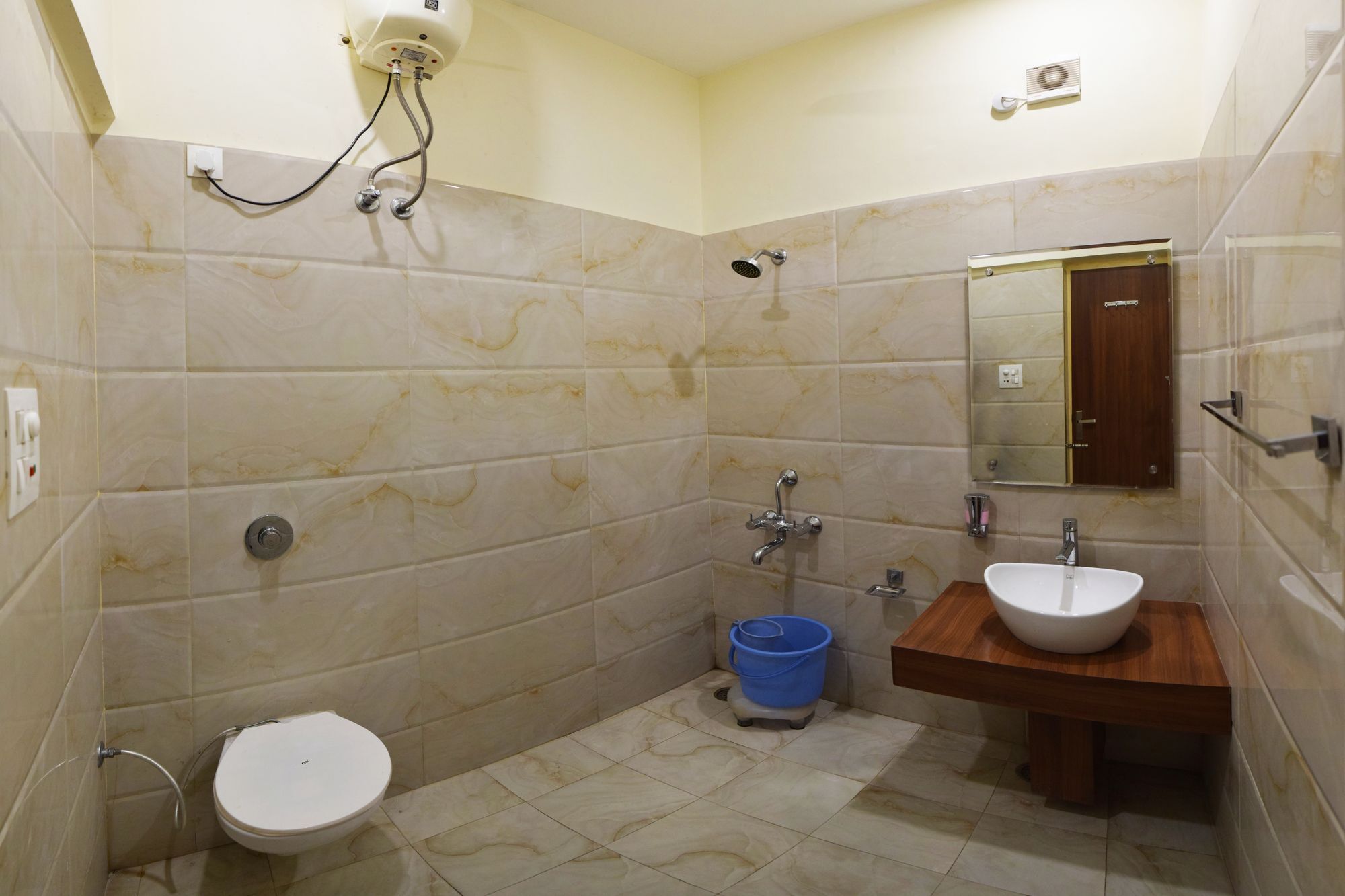 Hotel Palace Amritsar Buitenkant foto